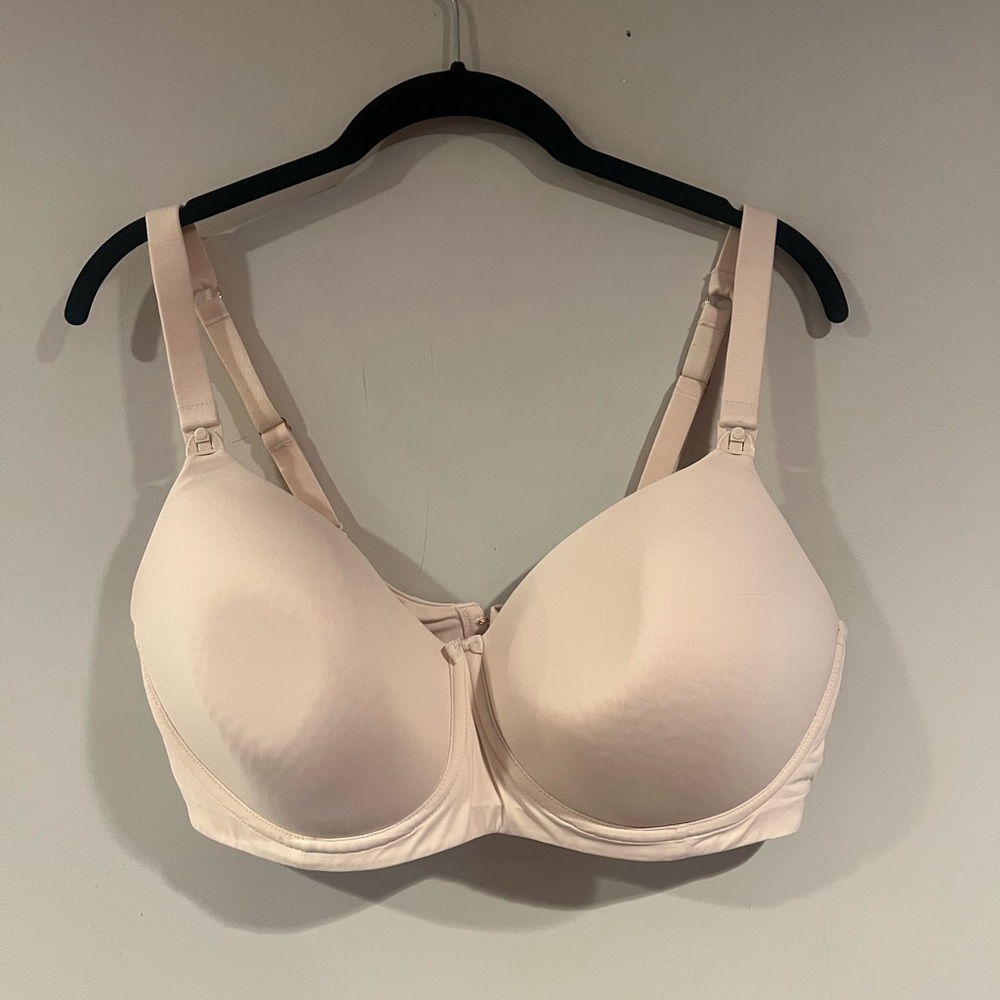 Bravado wirefree nursing bra size 38DDD